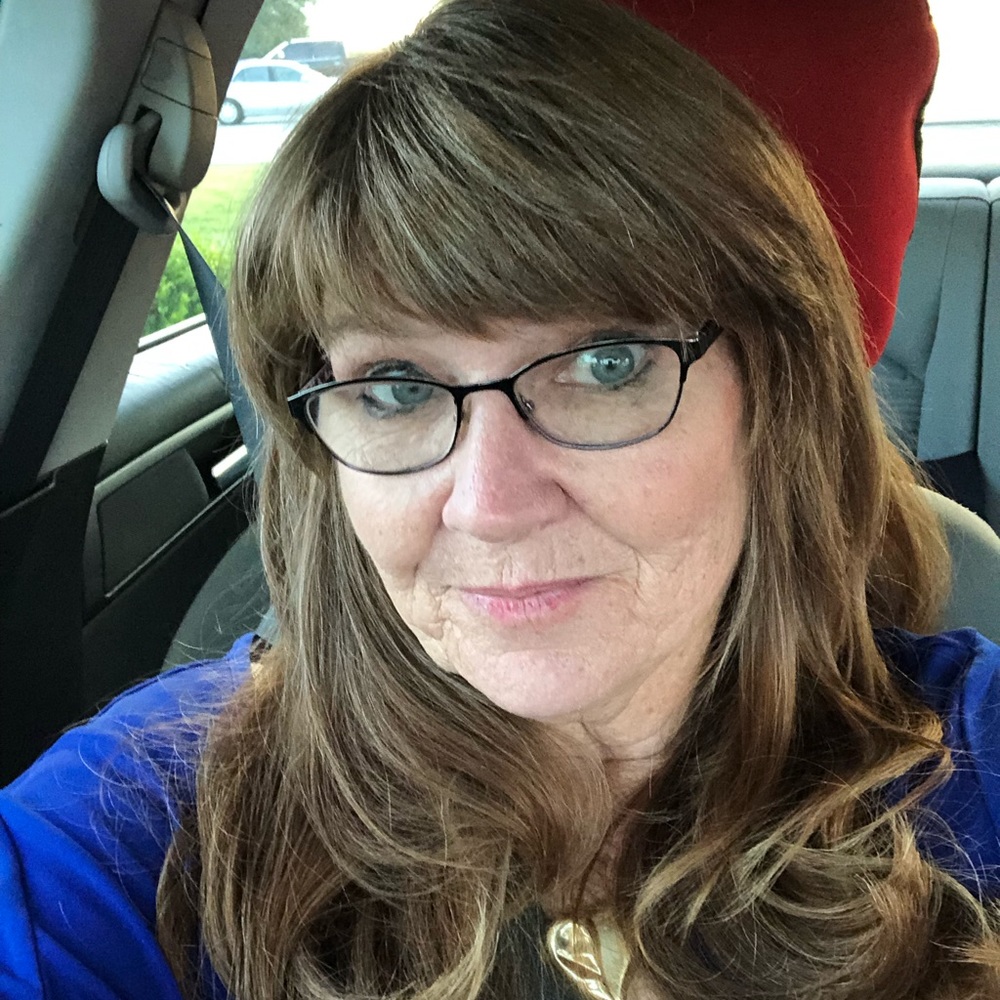 Meet your Posher, Tonya